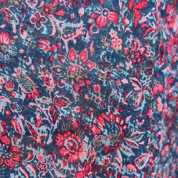 LulaRoe Monroe Kimono with Pink  Fringe Small - Picture 3 of 6